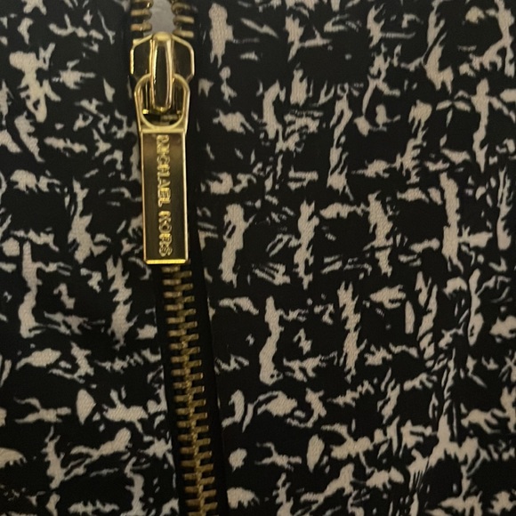 TWO FOR ONE  MK and INC  dresses IX - Picture 6 of 7